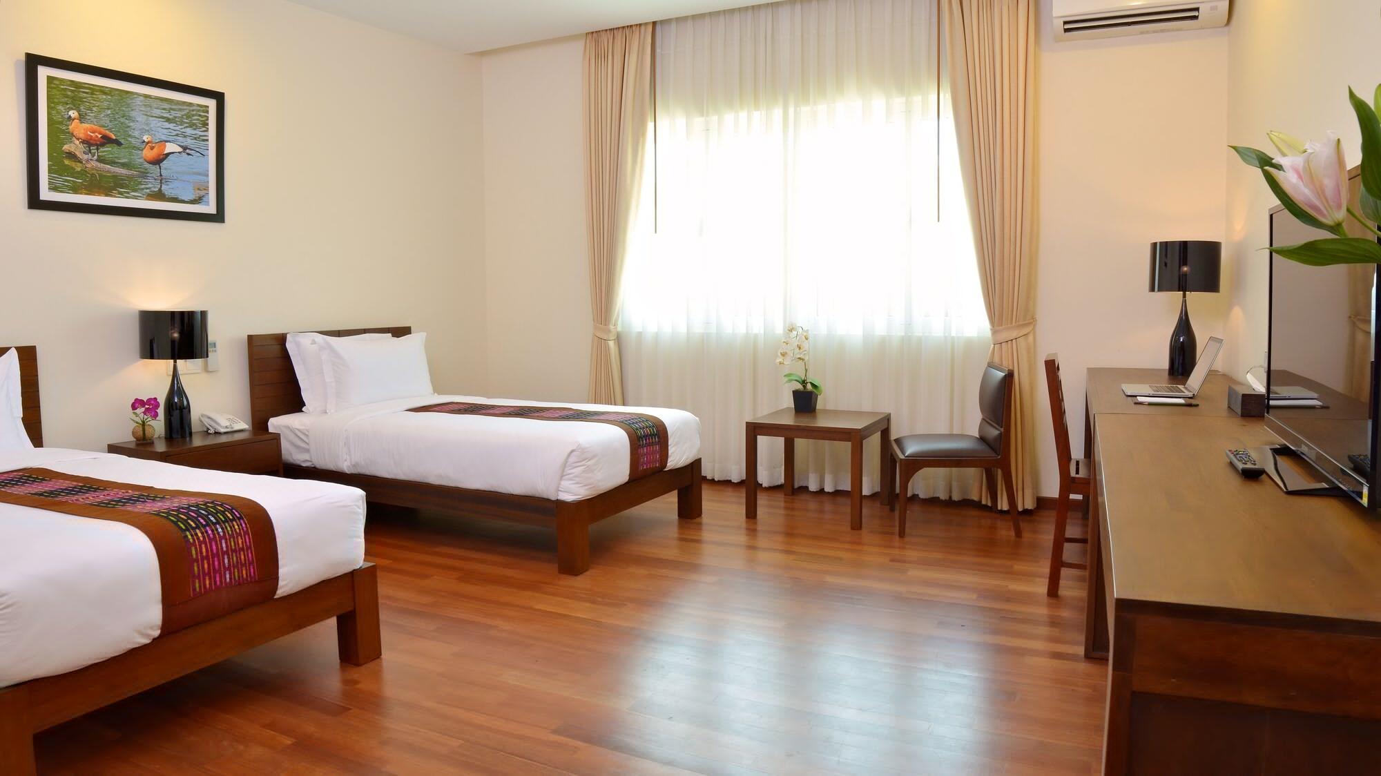 Emerald Palace Hotel Naypyidaw Zewnętrze zdjęcie