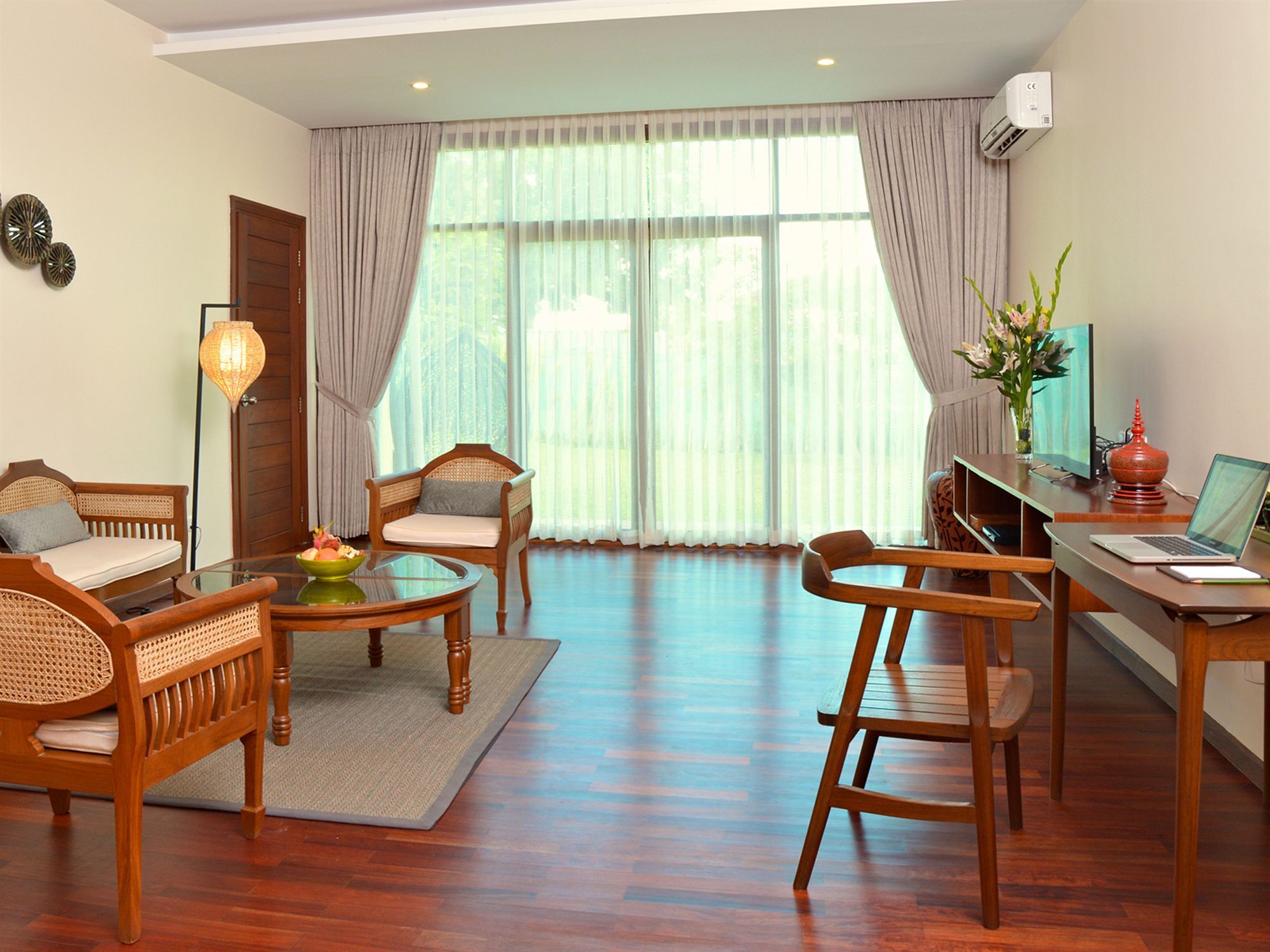 Emerald Palace Hotel Naypyidaw Zewnętrze zdjęcie