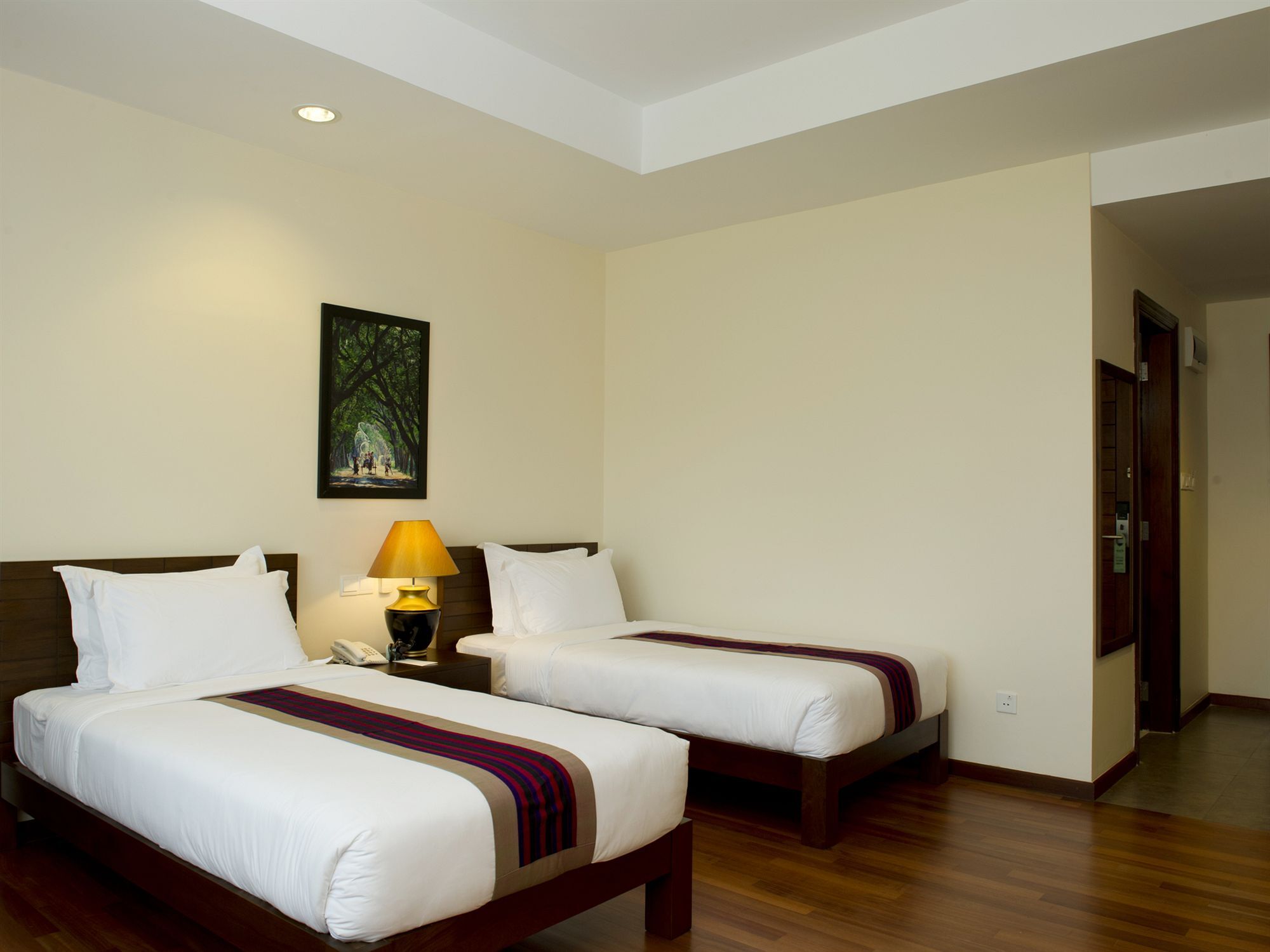 Emerald Palace Hotel Naypyidaw Zewnętrze zdjęcie